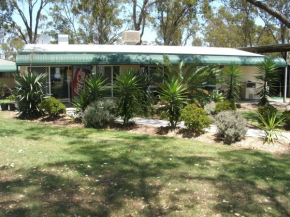 AAOK Jandowae Accommodation Park